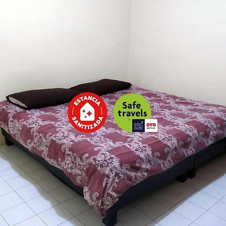 Oyo Hotel Cuatro Reales Galeana Екстериор снимка